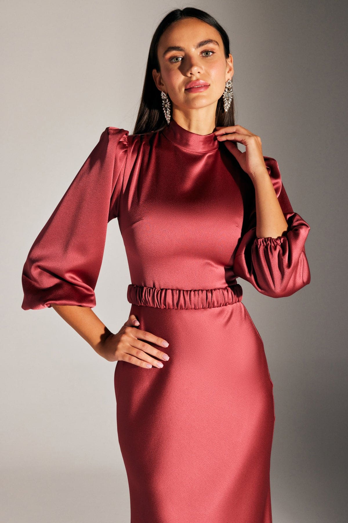 BERTHE MAJIN COLLAR VENICE RED DRESS